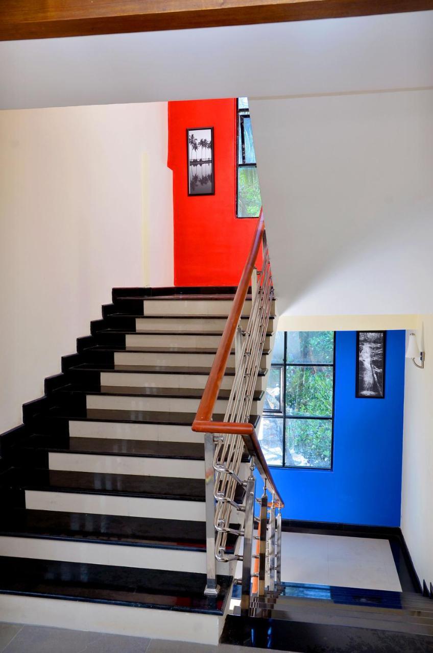French Avenue Mahe Exterior foto